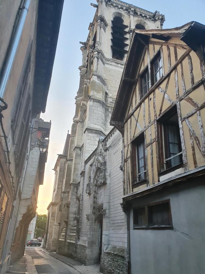 Le Logis Du Clocher Troyes Ngoại thất bức ảnh