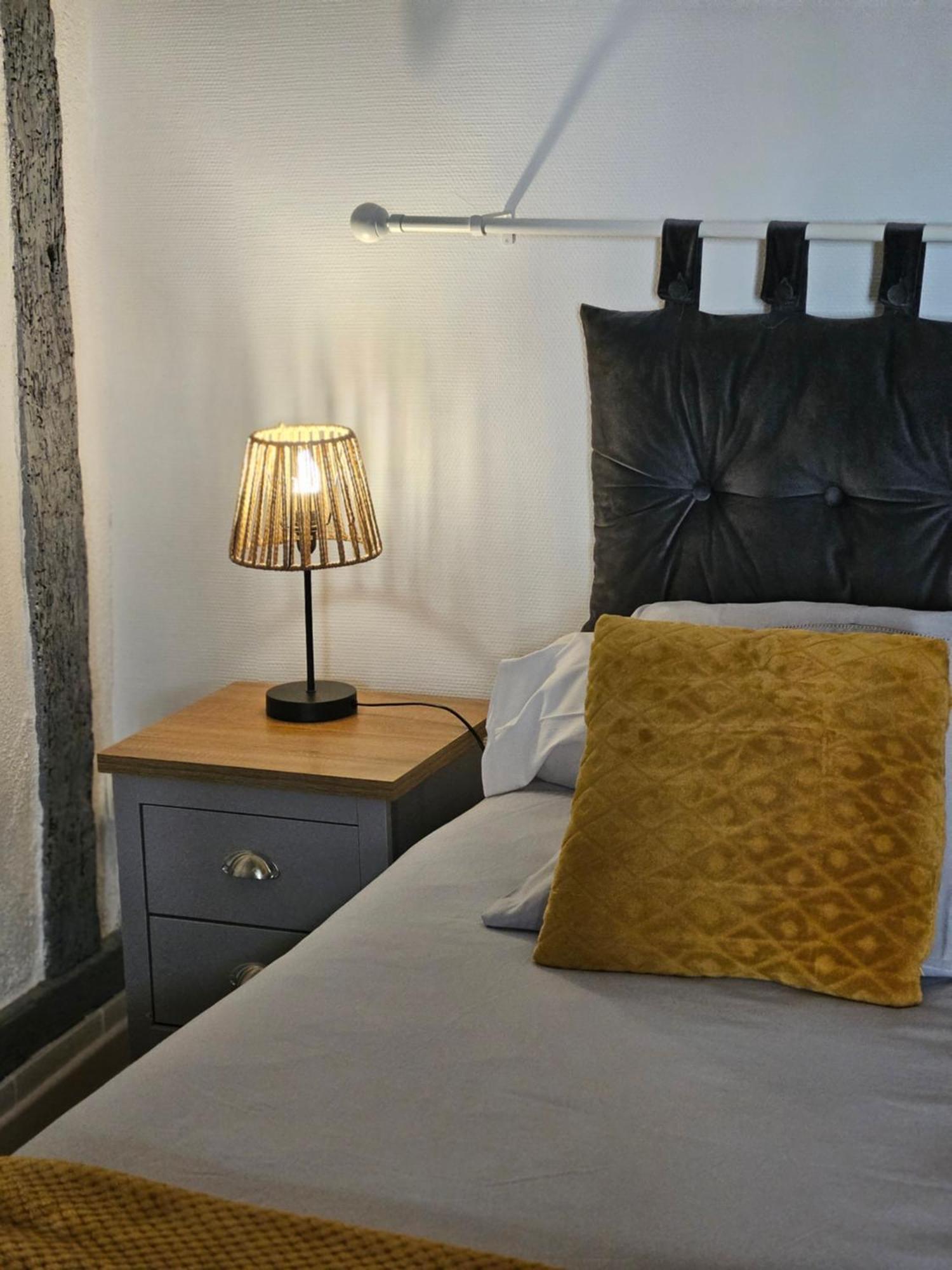 Le Logis Du Clocher Troyes Ngoại thất bức ảnh
